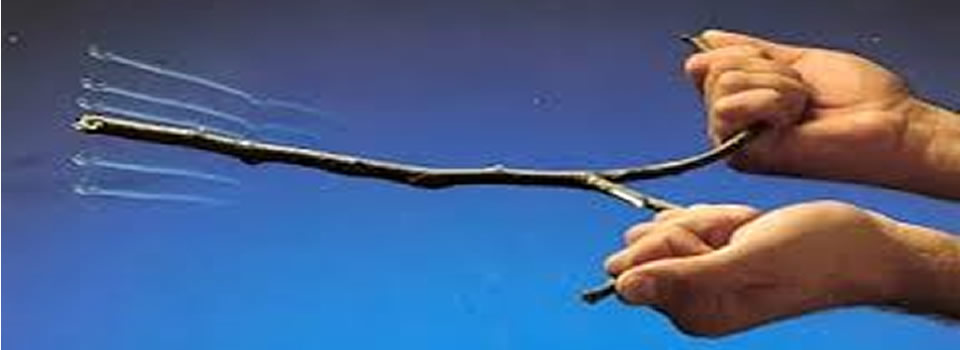 Lilian Ferru in gesprek met geoloog en wichelroedeloper Erik Kasteleijn