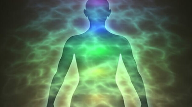 Hoe kun je aura’s zien? Teal Swan