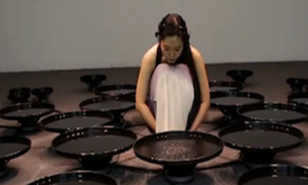 This Amazing Artist Uses Emotional Brain Waves To Manipulate Water