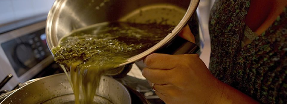 Here the Recipe to make Cannabis Oil