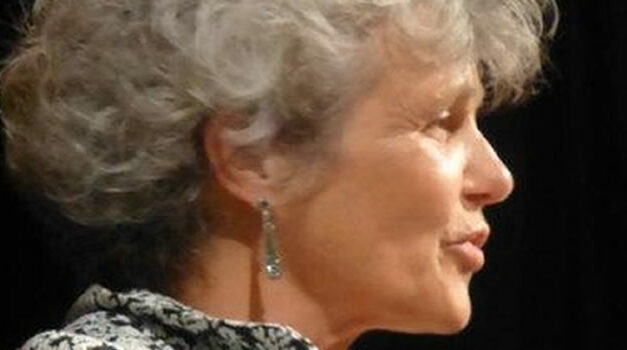 Landed | Lisette Thooft | TEDxArnhem