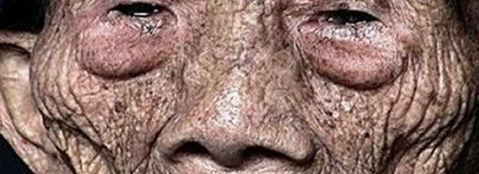 Oude man van 256 jaar breekt de stilte voor zijn dood