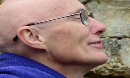 Maak kennis met Tareth, een spiritueel leraar uit Glastonbury