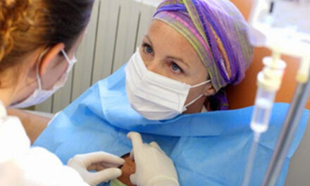 ‘Kanker wordt altijd veroorzaakt door stress en chemo helpt niet’